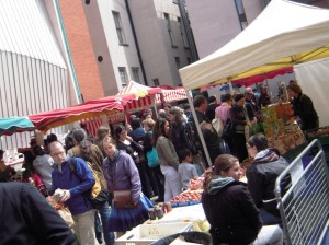 markets and fresh food stands in temple bar